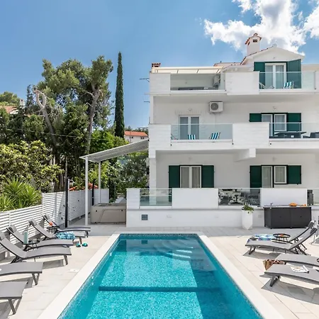 Family-friendly With Swimming Pool Arbanija - Ciovo - 25091 Trogir