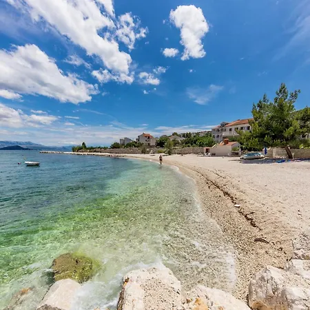 Family-friendly With Swimming Pool Arbanija - Ciovo - 25091 * Trogir
