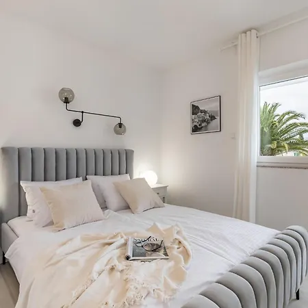 Family-friendly With Swimming Pool Arbanija - Ciovo - 25091 Apartman Trogir