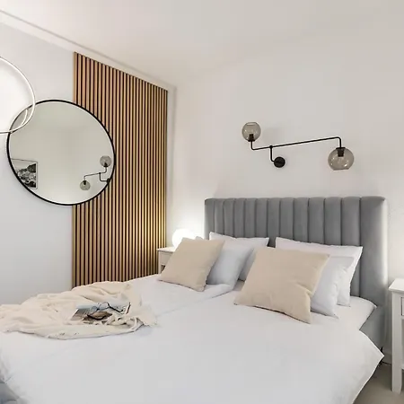 Apartamento Family-friendly With Swimming Pool Arbanija - Ciovo - 25091